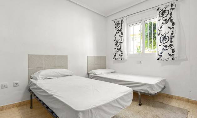Sale - Apartment - Orihuela Costa - Playa Flamenca