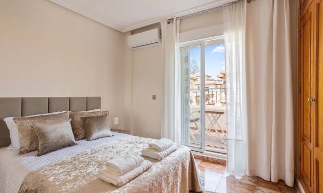 Sale - Villa - Orihuela Costa - La Regia