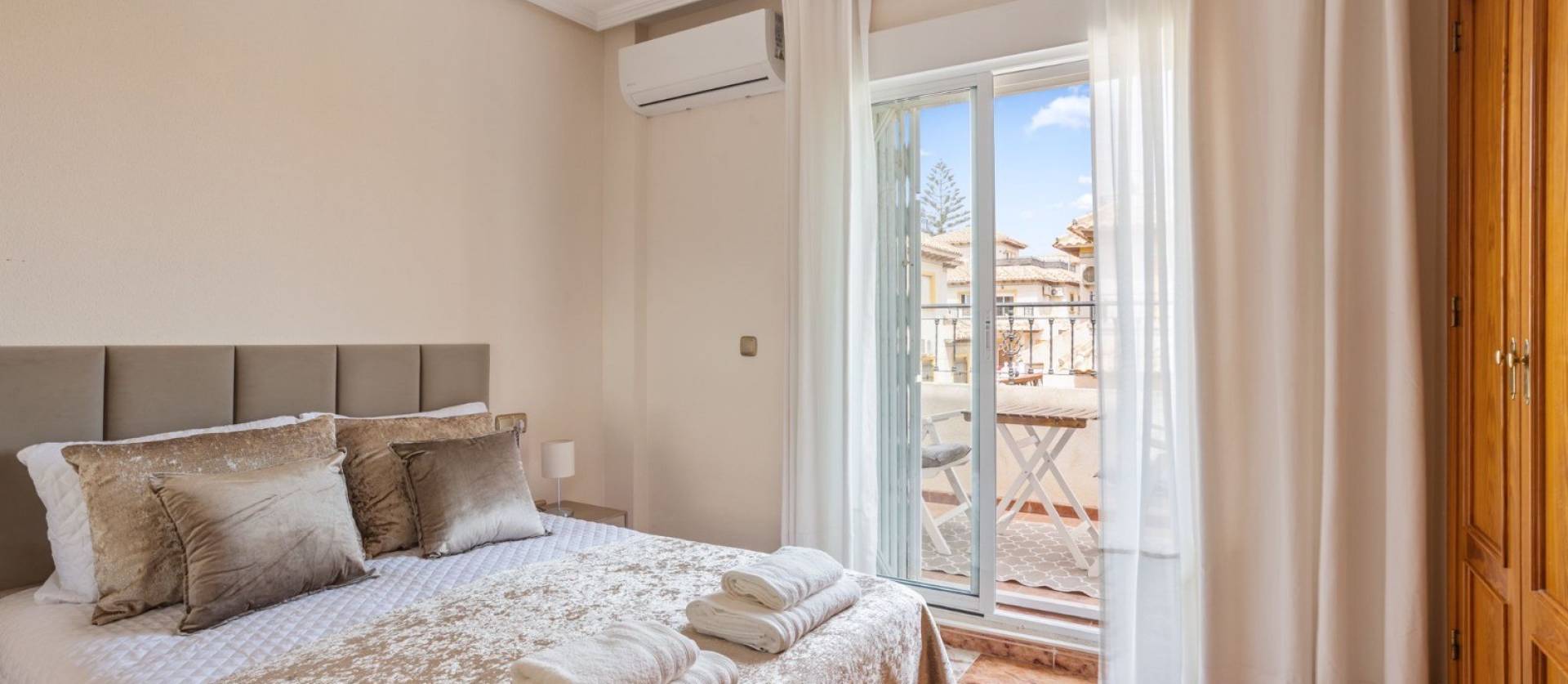 Sale - Villa - Orihuela Costa - La Regia