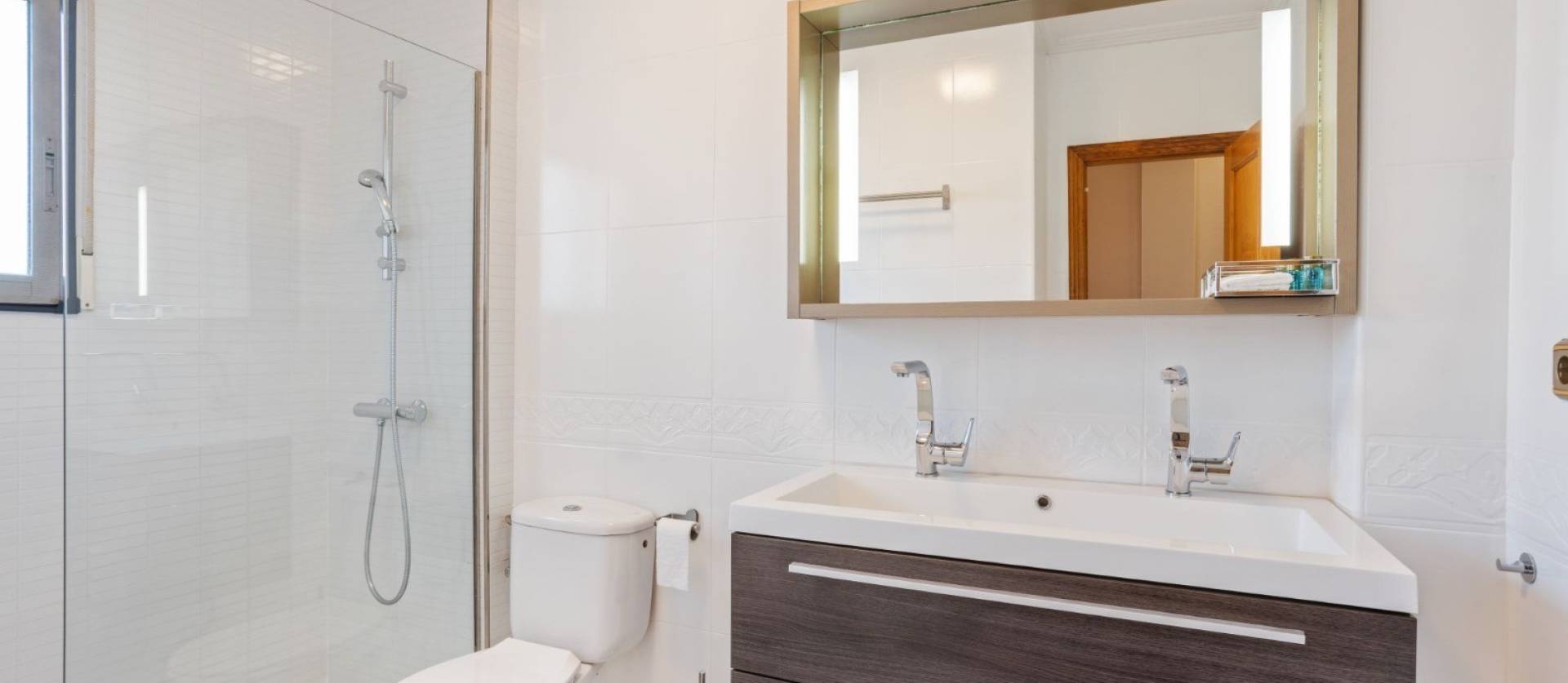Sale - Villa - Orihuela Costa - La Regia