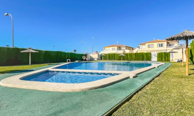 Sale - Bungalow - Orihuela Costa - Playa Flamenca