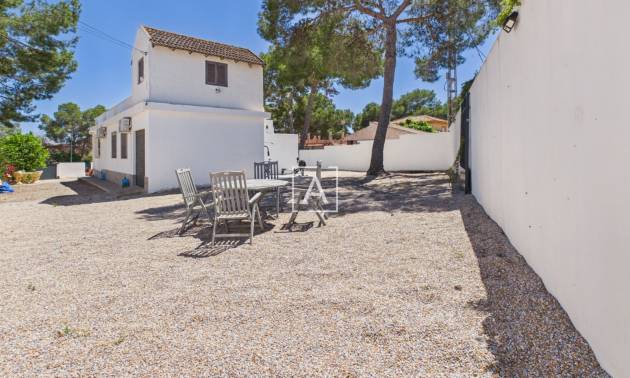 Sale - 4. House - Detached Villa - Pinar de Campoverde