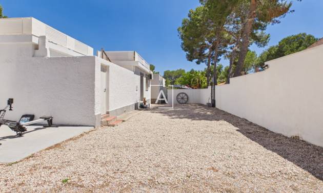 Sale - 4. House - Detached Villa - Pinar de Campoverde
