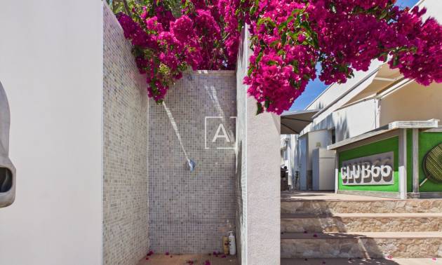 Sale - 4. House - Detached Villa - Pinar de Campoverde