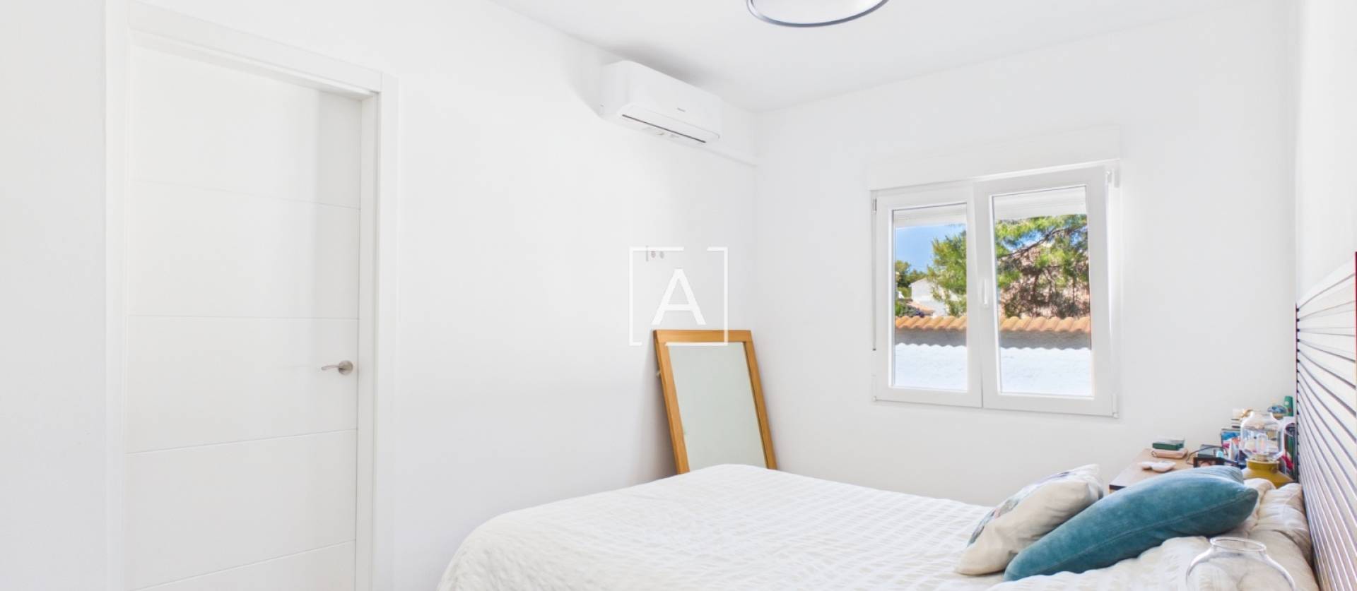 Sale - 4. House - Detached Villa - Pinar de Campoverde
