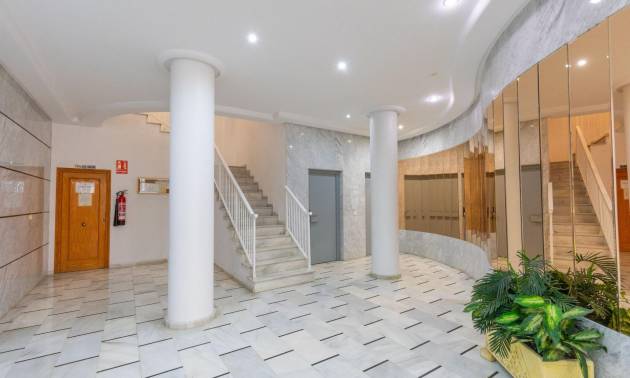Venta - Apartment - Torrevieja - Playa del cura