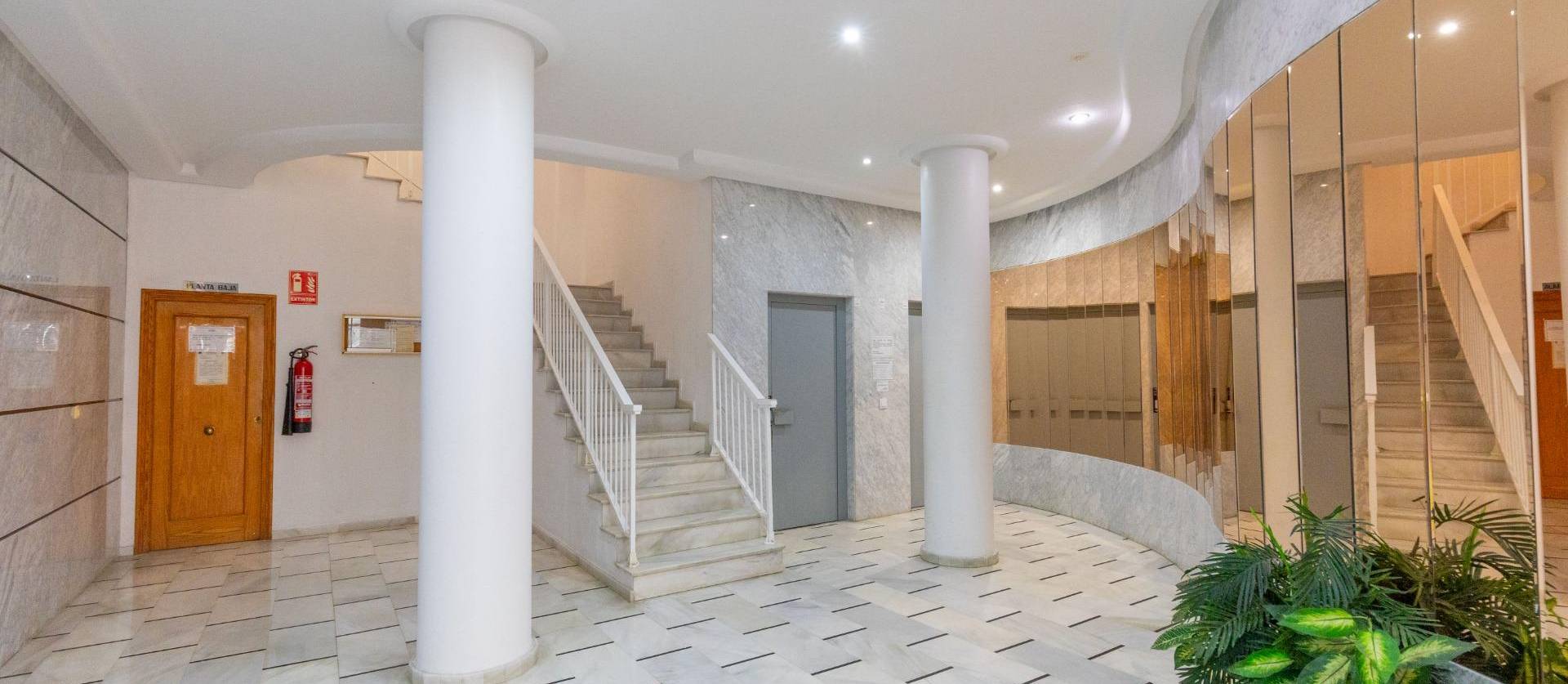 Venta - Apartment - Torrevieja - Playa del cura