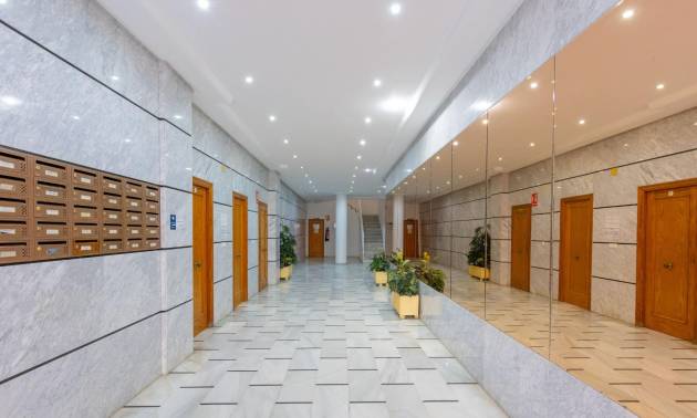 Venta - Apartment - Torrevieja - Playa del cura