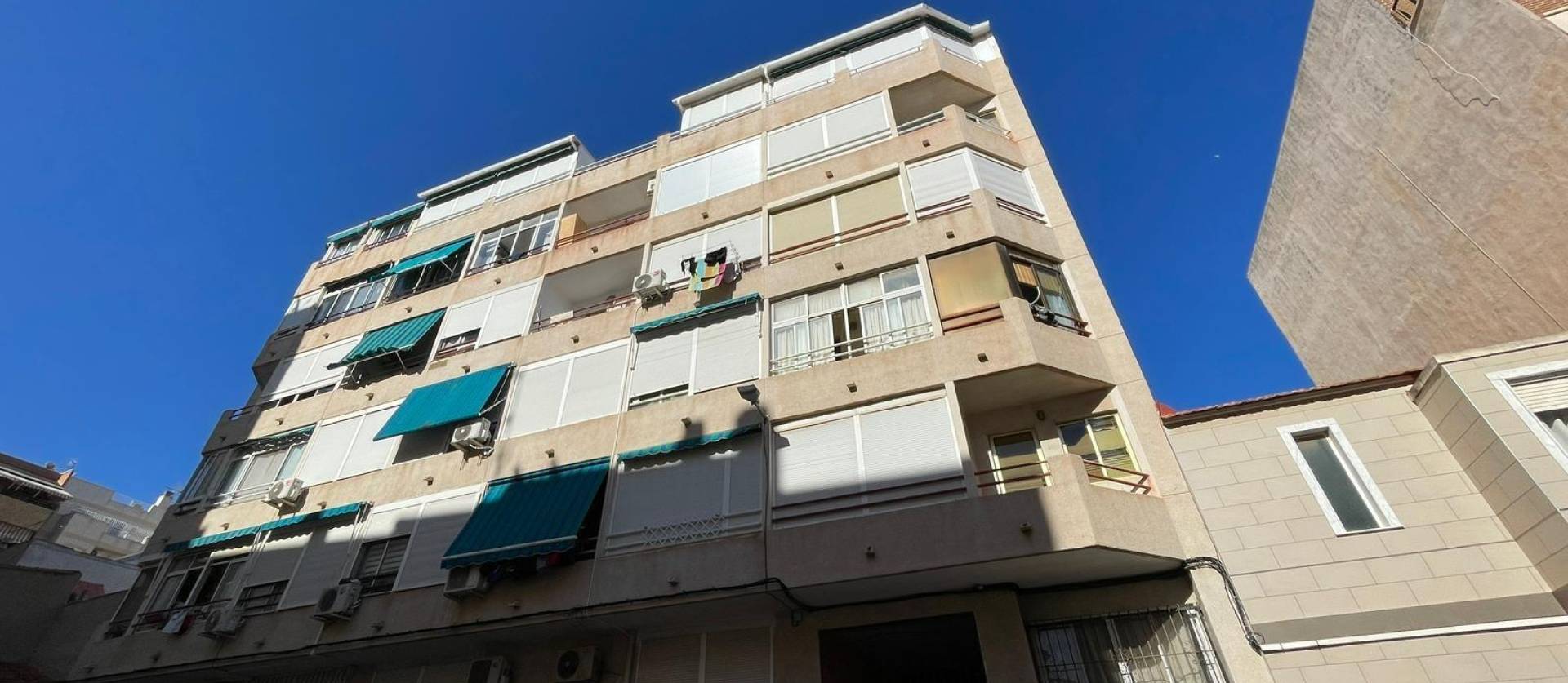 Sale - Apartment - Torrevieja - Centro