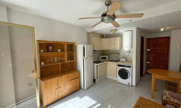 Sale - Apartment - Torrevieja - Centro