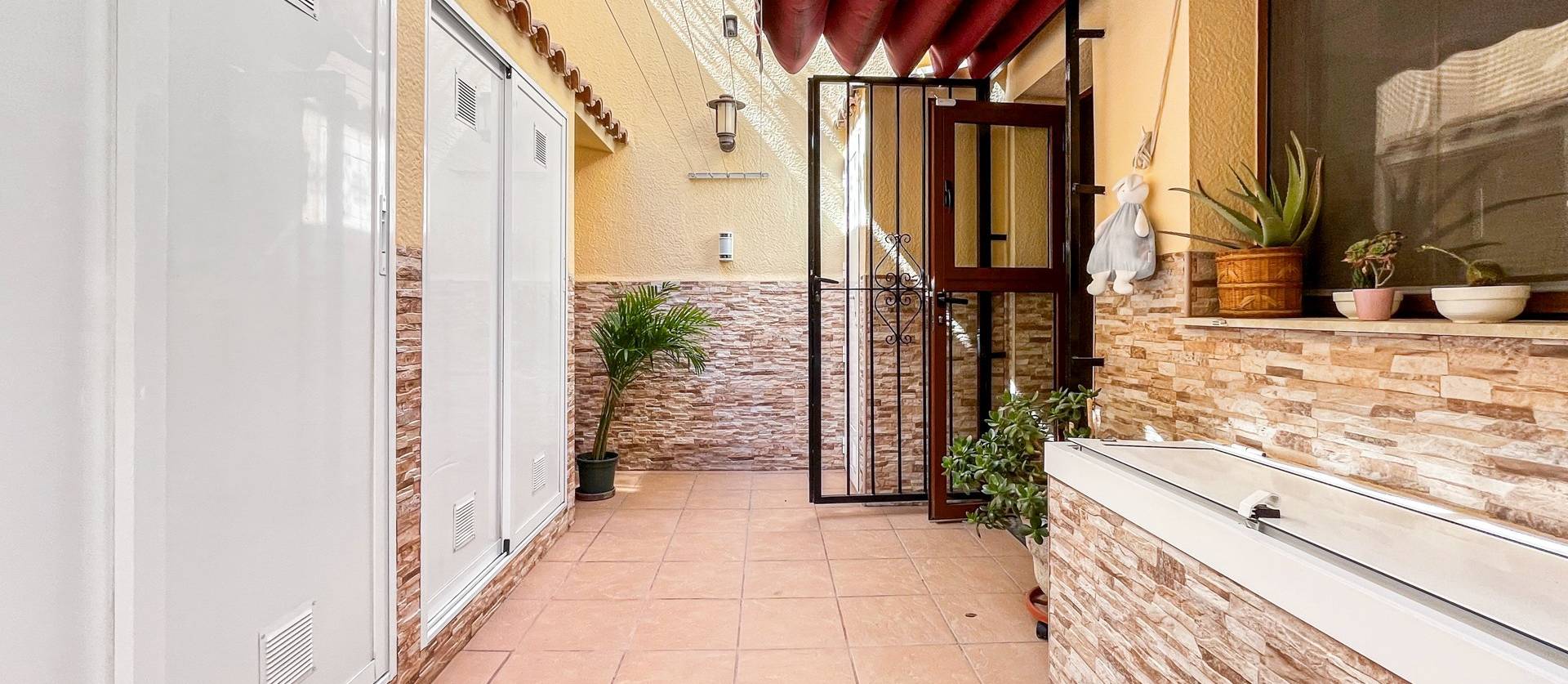 Sale - Townhouse - Torrevieja - Los Balcones