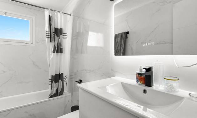Venta - Apartment - Torrevieja