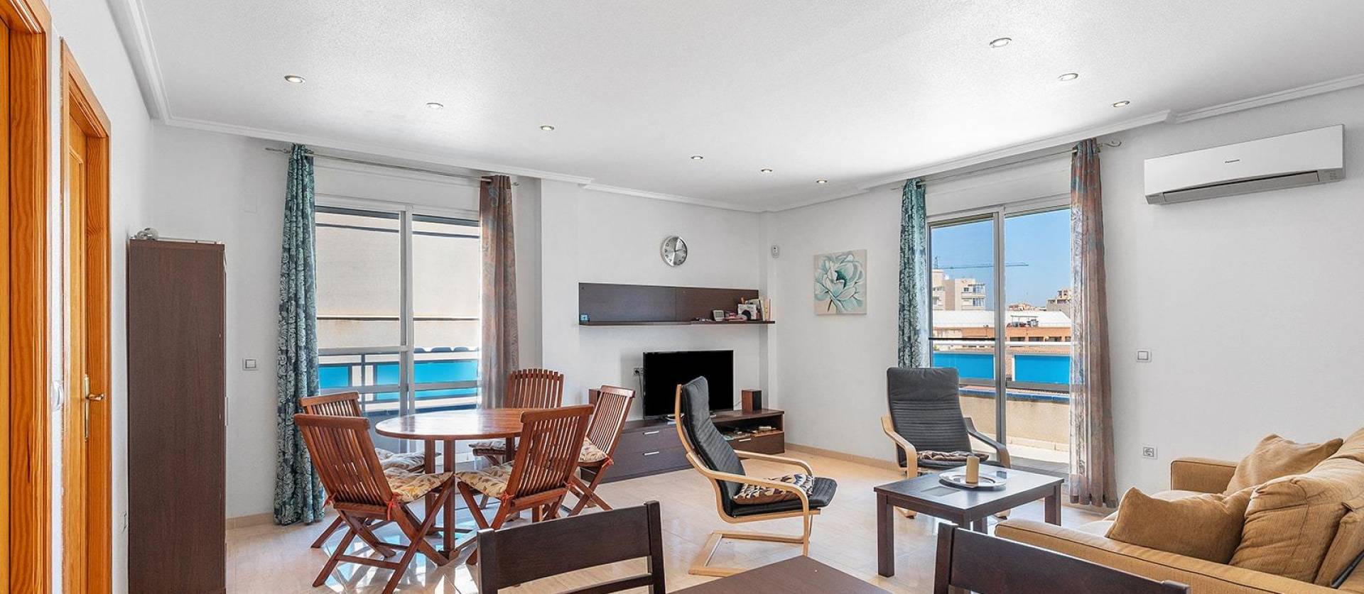 Sale - Apartment - Torrevieja - Estacion de autobuses