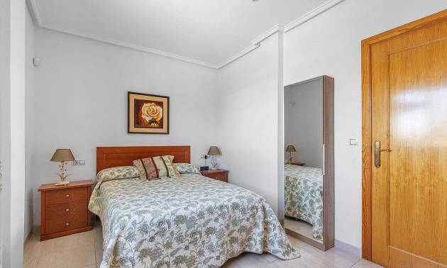 Sale - Apartment - Torrevieja - Estacion de autobuses