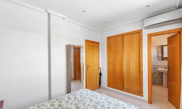 Sale - Apartment - Torrevieja - Estacion de autobuses