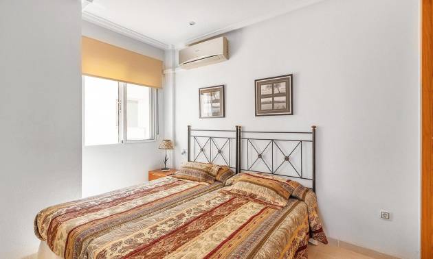 Sale - Apartment - Torrevieja - Estacion de autobuses
