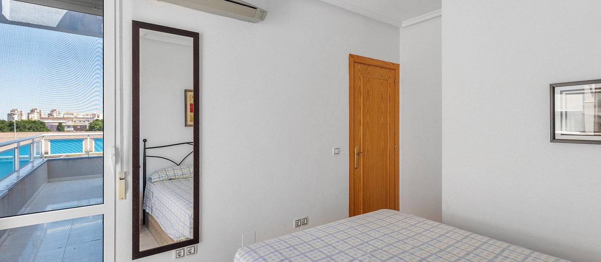 Sale - Apartment - Torrevieja - Estacion de autobuses