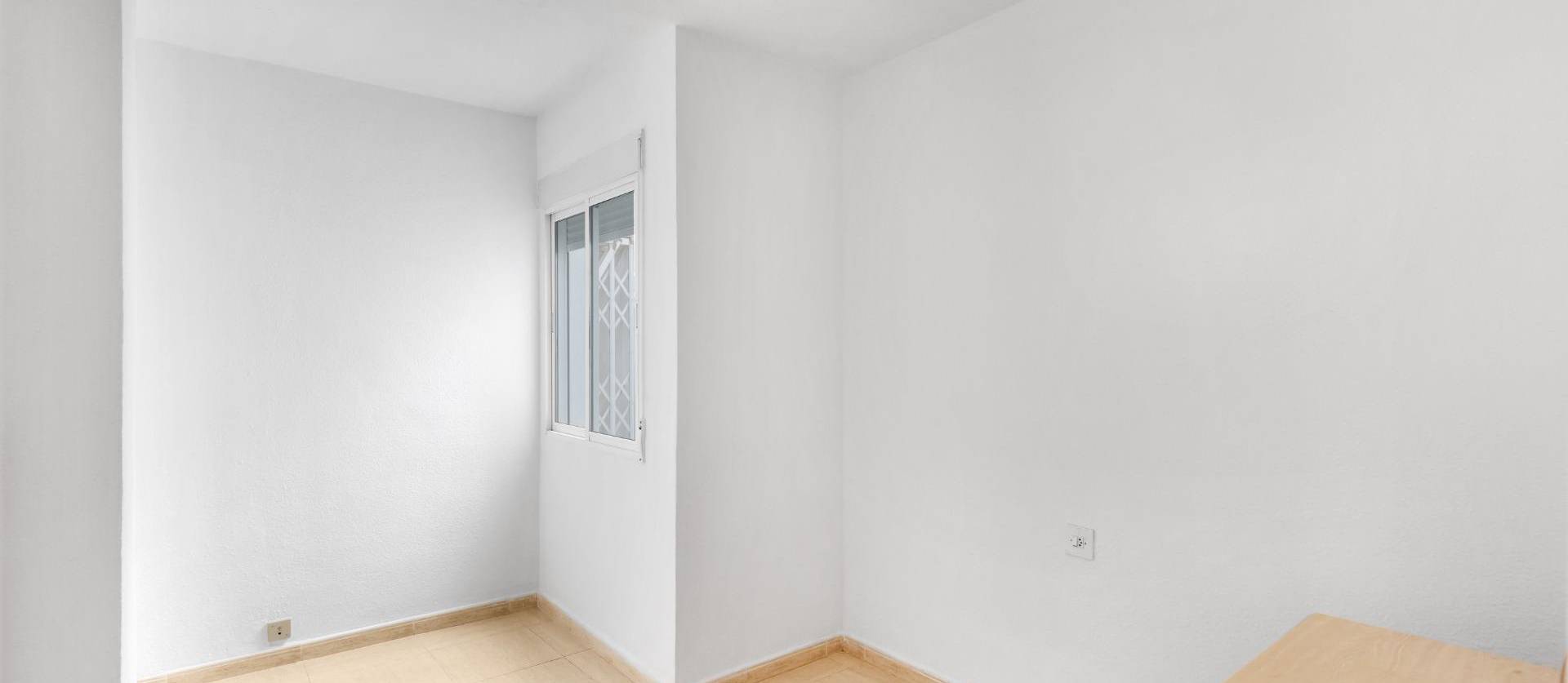 Venta - Apartment - Torrevieja - Puerto Deportivo