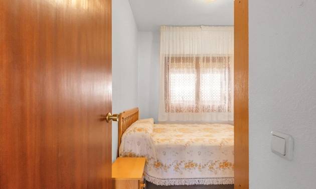 Venta - Apartment - Torrevieja - Estacion de autobuses