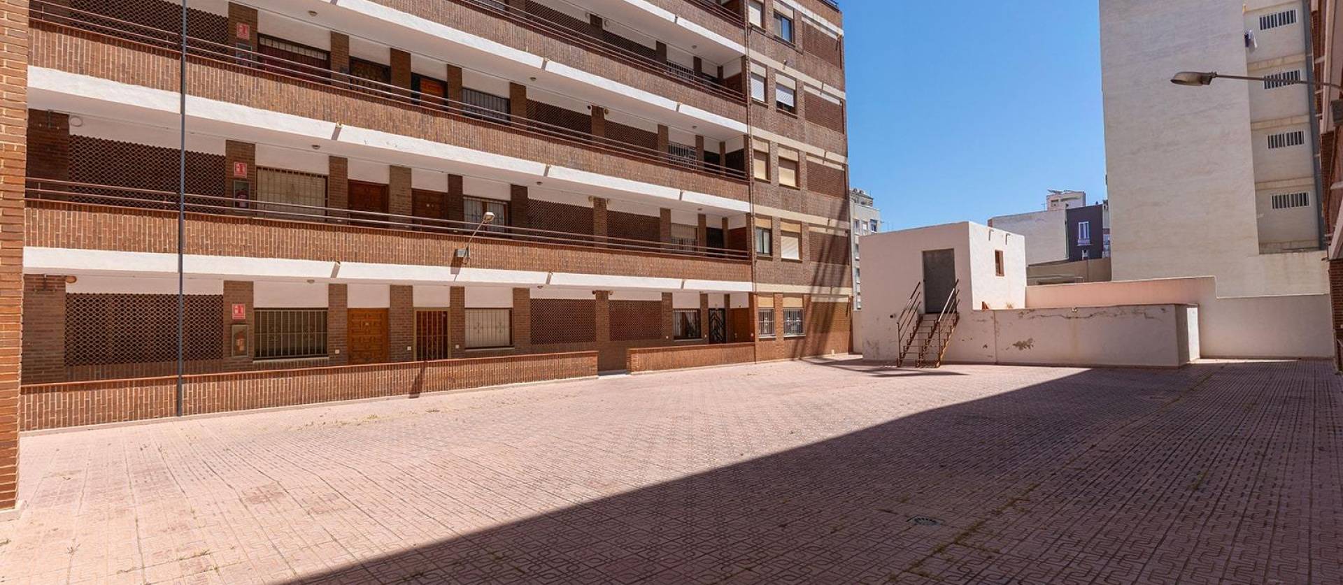 Venta - Apartment - Torrevieja - Estacion de autobuses