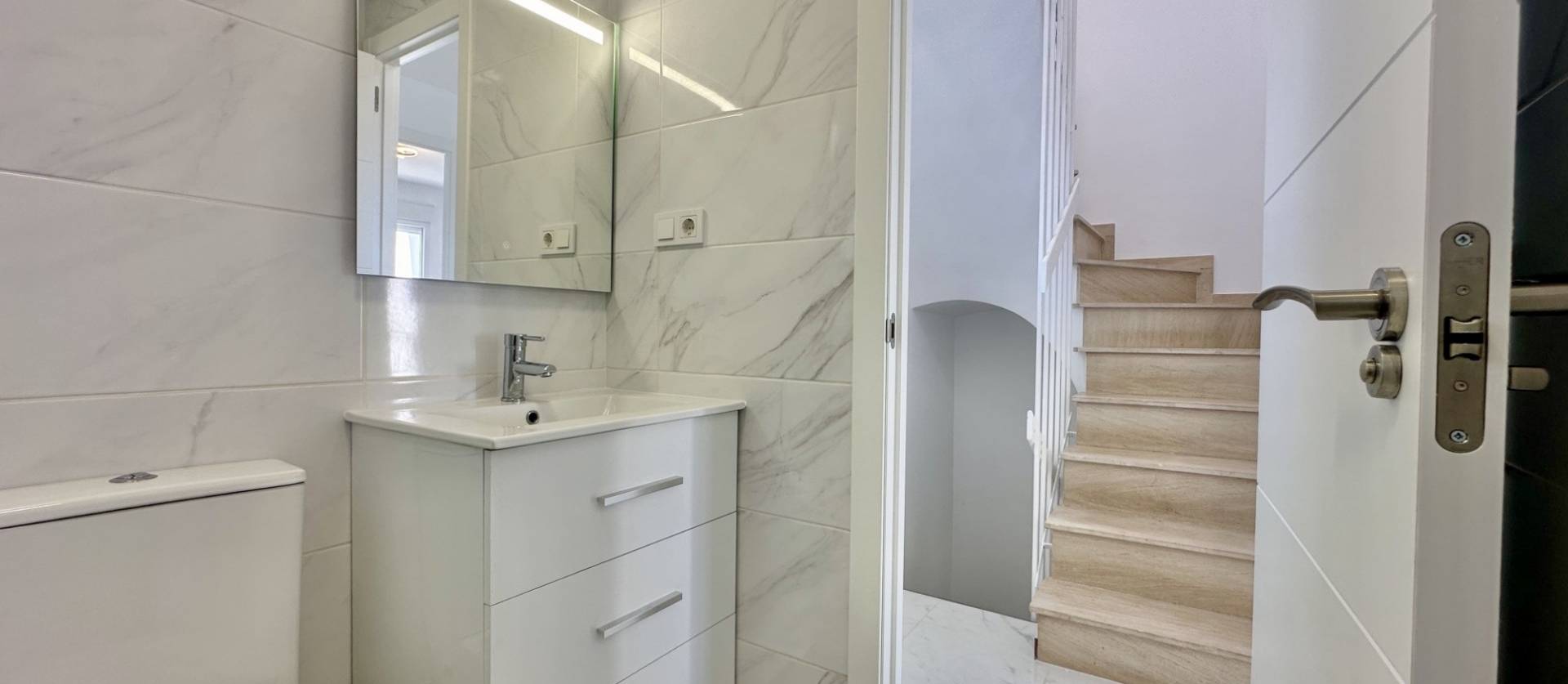 Sale - Townhouse - Torrevieja - Los Balcones