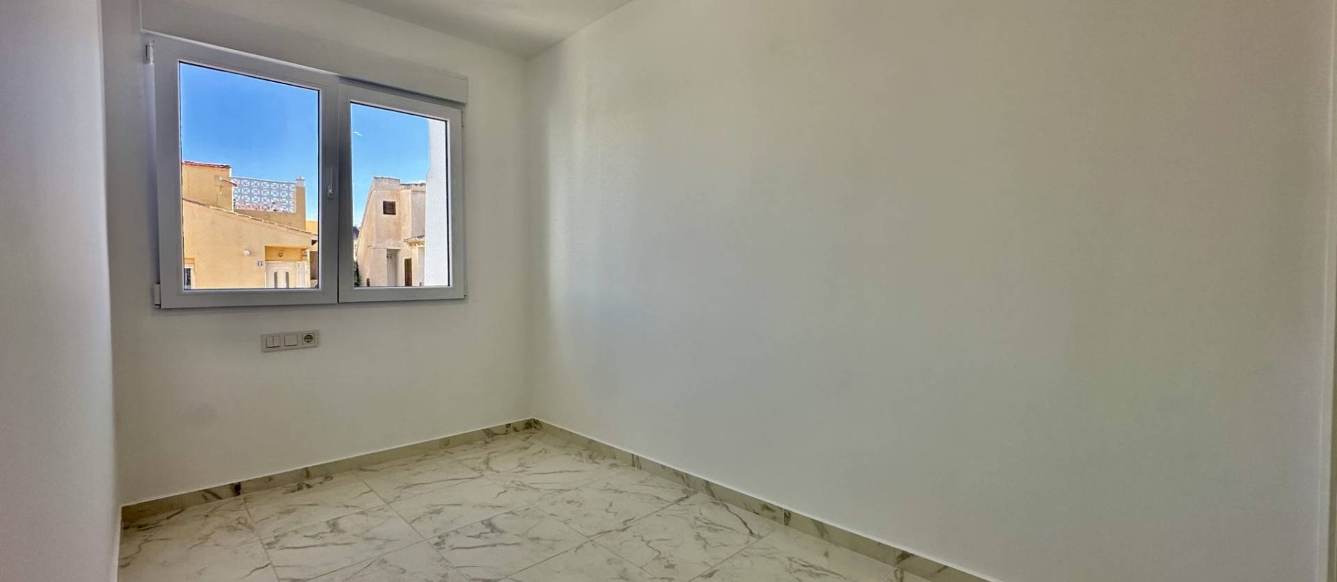 Sale - Townhouse - Torrevieja - Los Balcones