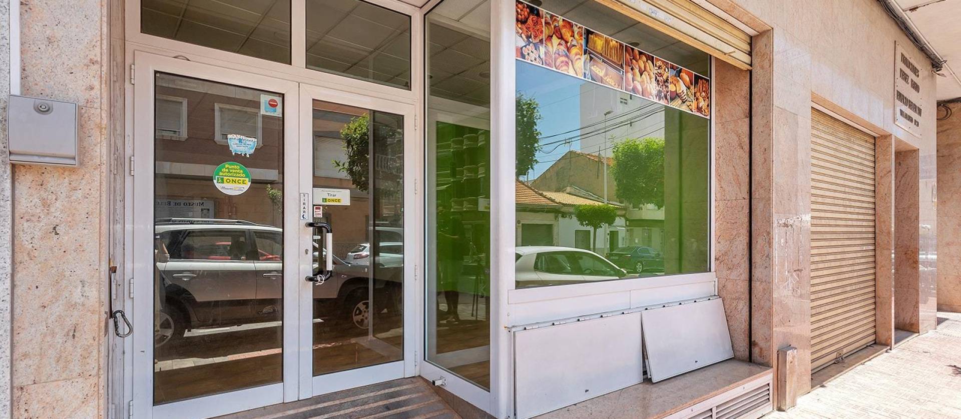 Sale - Commercial - Torrevieja - Centro