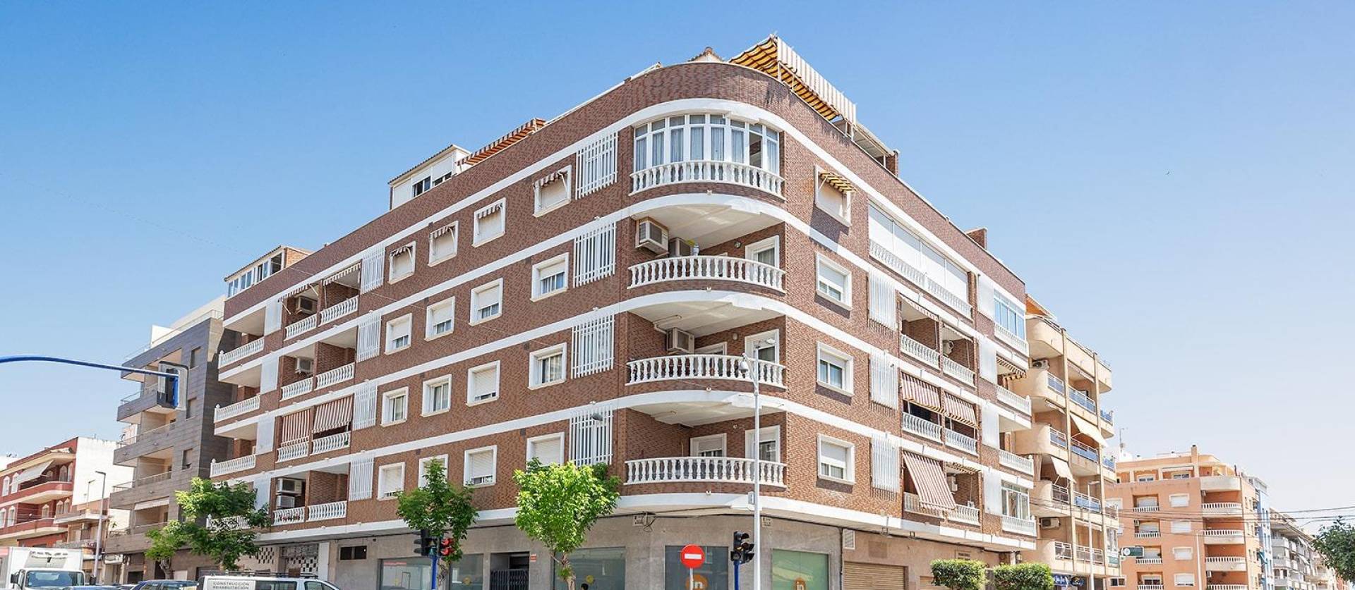 Sale - Commercial - Torrevieja - Centro