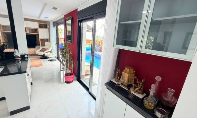 Sale - 4. House - Detached Villa - Los Montesinos - La Herrada