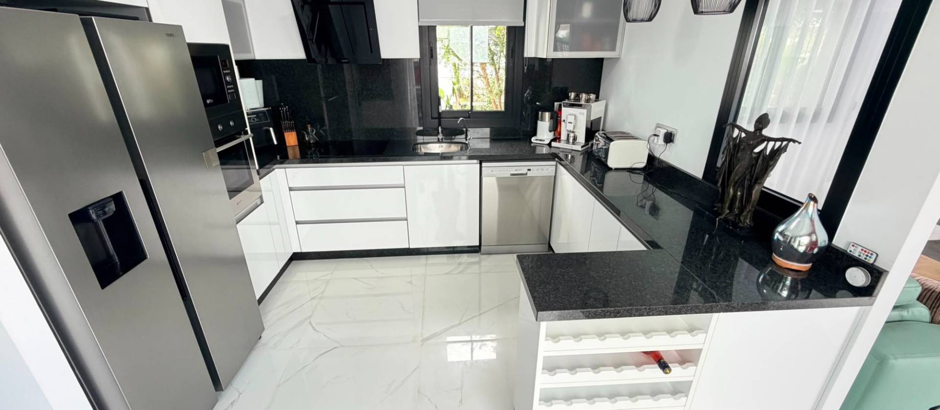 Sale - 4. House - Detached Villa - Los Montesinos - La Herrada