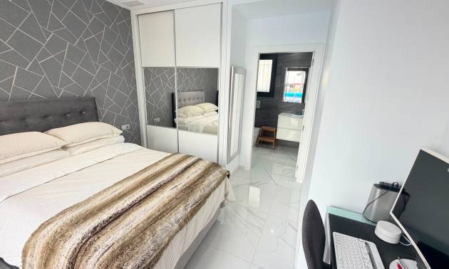 Sale - 4. House - Detached Villa - Los Montesinos - La Herrada
