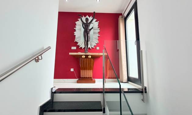 Sale - 4. House - Detached Villa - Los Montesinos - La Herrada