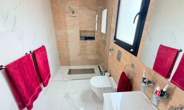 Sale - 4. House - Detached Villa - Los Montesinos - La Herrada