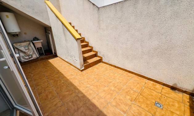 Venta - Adosado - Daya Nueva