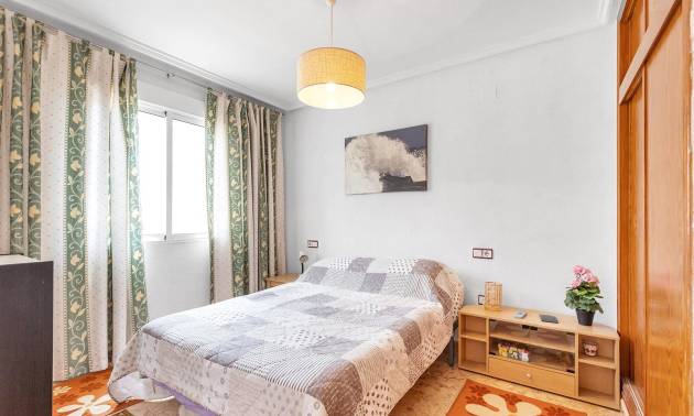Sale - Apartment - Torrevieja - Estacion de autobuses