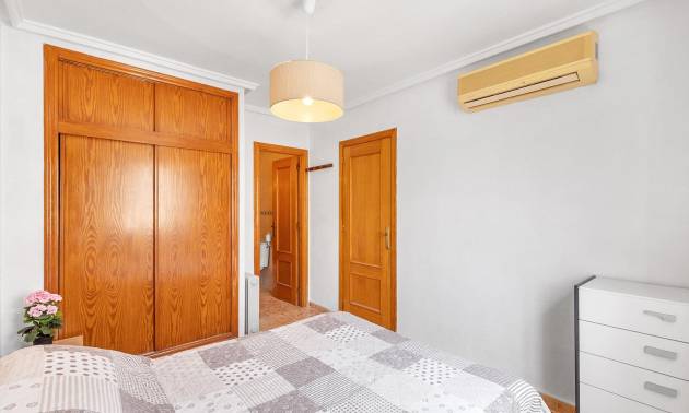 Sale - Apartment - Torrevieja - Estacion de autobuses