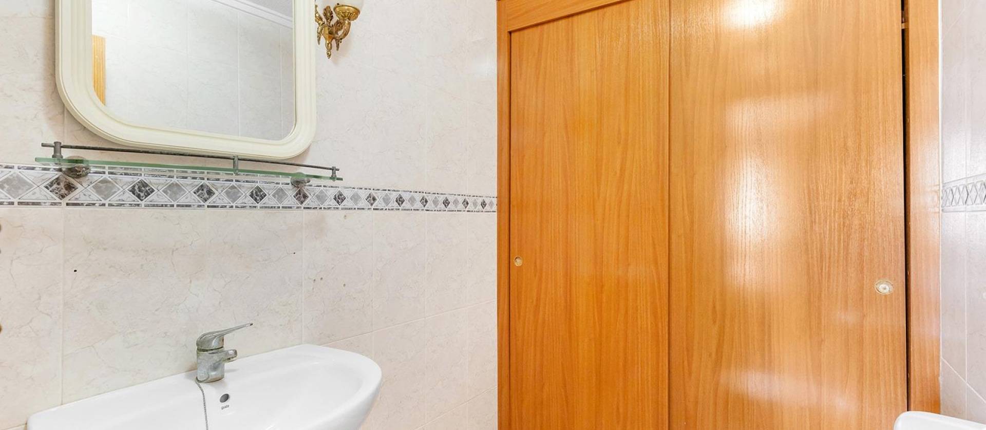 Sale - Apartment - Torrevieja - Estacion de autobuses