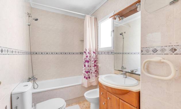 Sale - Apartment - Torrevieja - Estacion de autobuses