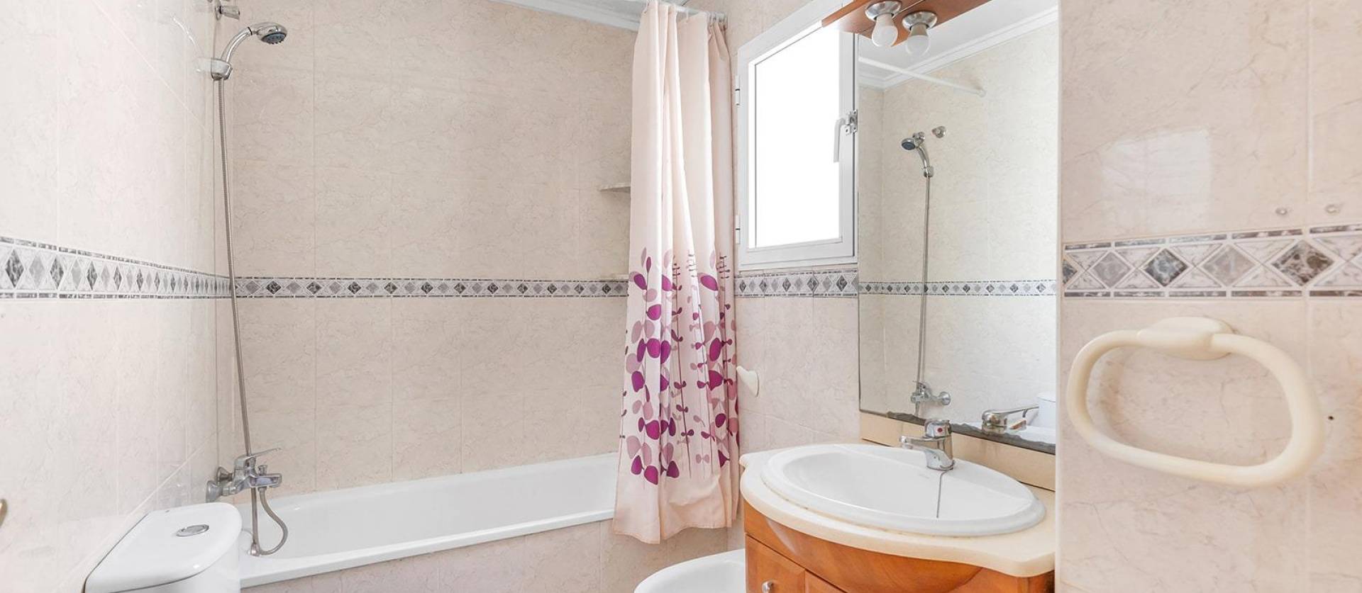 Sale - Apartment - Torrevieja - Estacion de autobuses