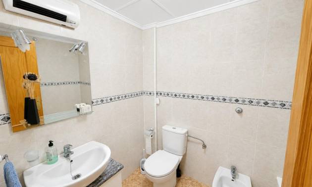 Sale - Apartment - Torrevieja - Estacion de autobuses