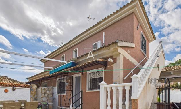 Bestaande woningen - Villa - Pinar de Campoverde