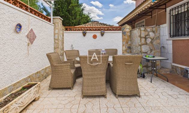 Bestaande woningen - Villa - Pinar de Campoverde