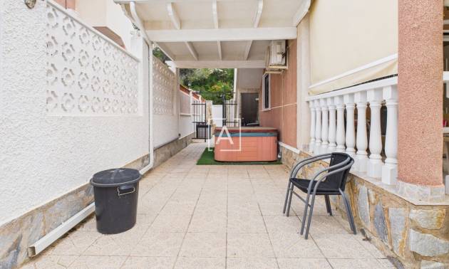 Bestaande woningen - Villa - Pinar de Campoverde