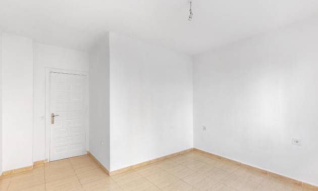 Bestaande woningen - Appartment - Torrevieja - Puerto Deportivo