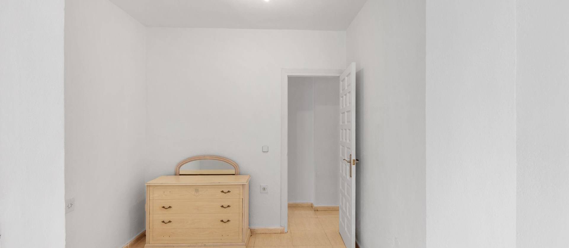 Bestaande woningen - Appartment - Torrevieja - Puerto Deportivo
