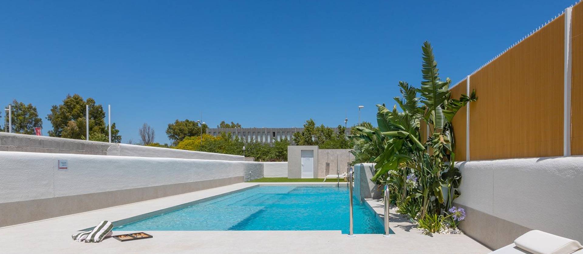 Nueva construcción  - Bungalow - Dolores - Sector 3
