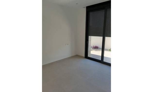 Nueva construcción  - Villa - Pilar de la Horadada - Roda Golf