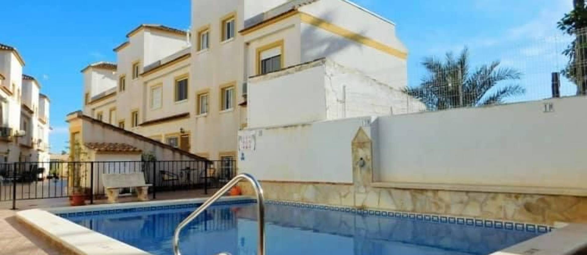 Revente - Maison de ville - Torremendo