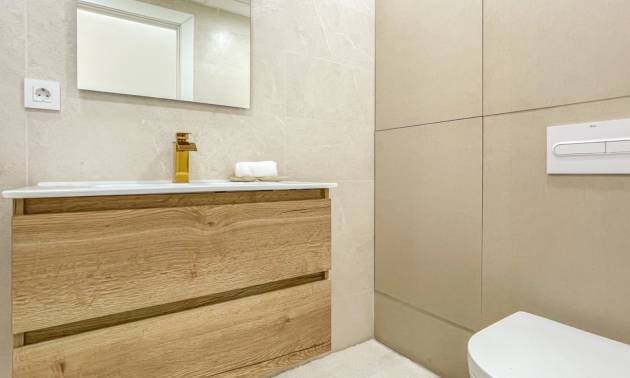 Sale - Apartment - Torrevieja - El Acequión
