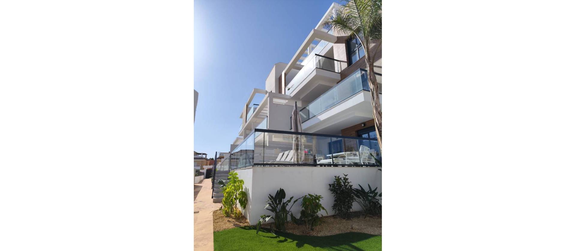Sale - Apartments - Pilar de la Horadada - El Mojón